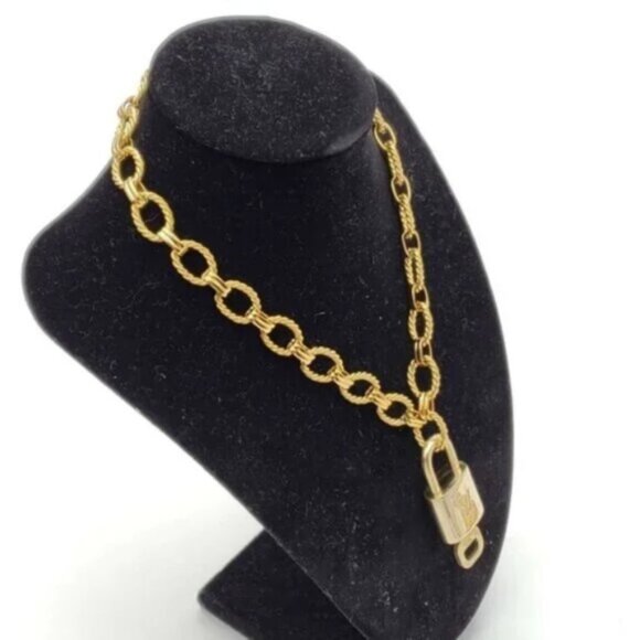 Authentic Louis Vuitton Lock & Key with Gold Plated Gold Chain Necklace - Picture 2 of 7